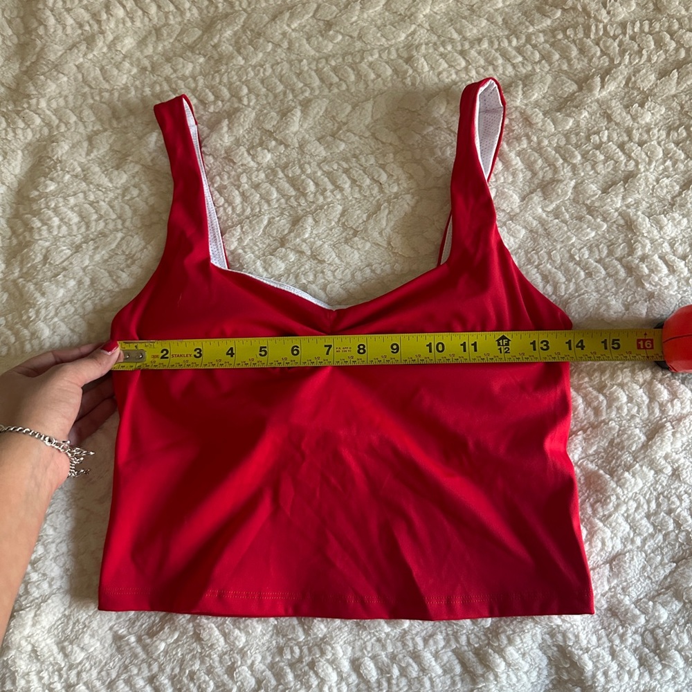 Red Cropped Tank Top - Picture 4 of 6